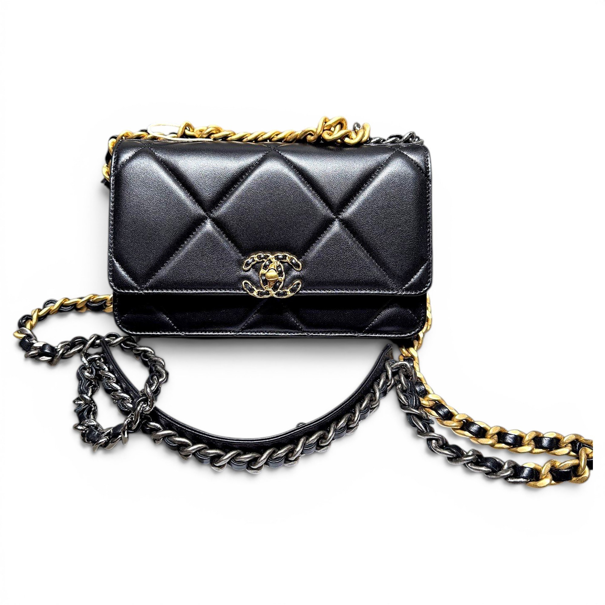 Wallet On Chain Chanel 19 leather handbag