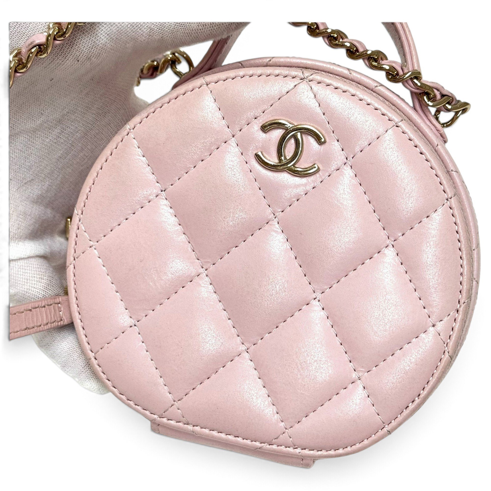 Chanel 19 leather crossbody bag