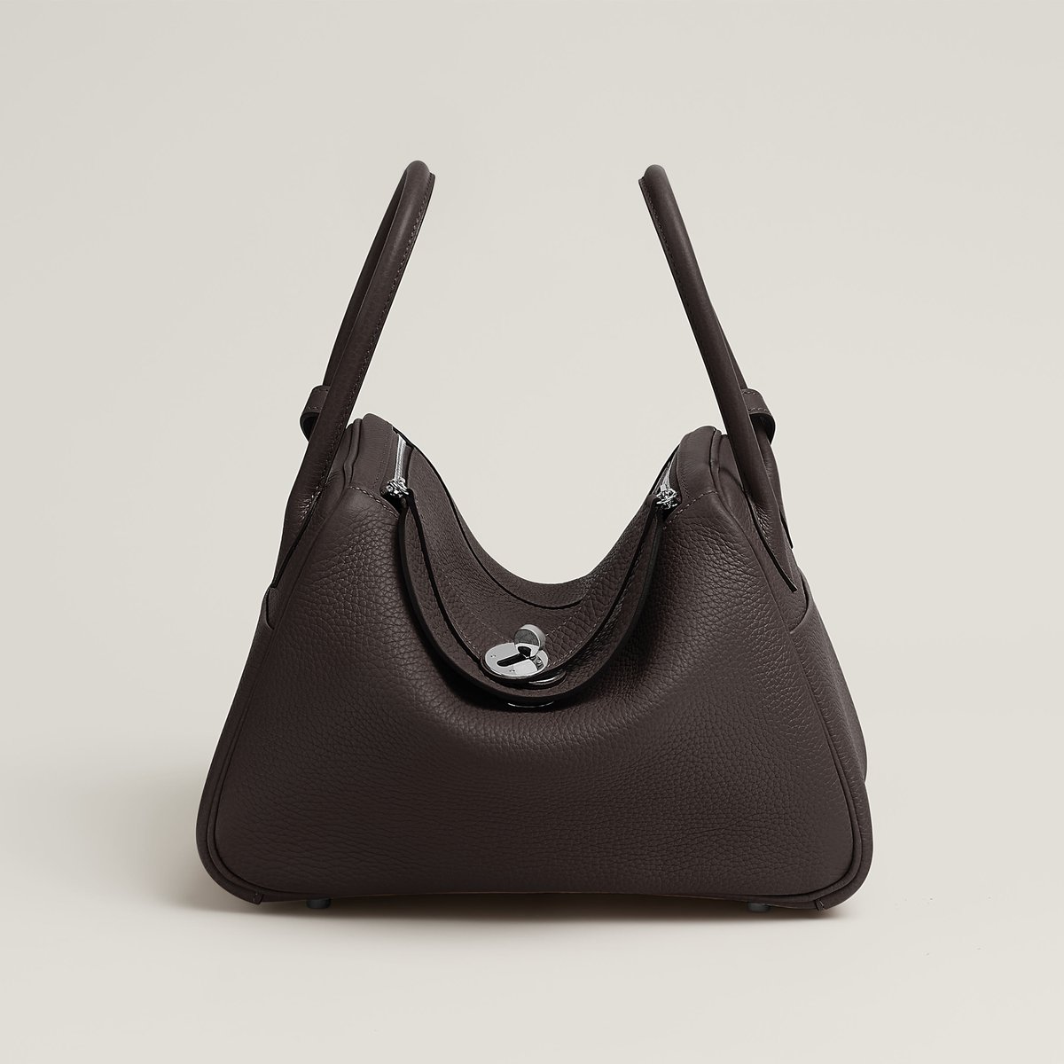 Hermès Lindy 26 in Bai