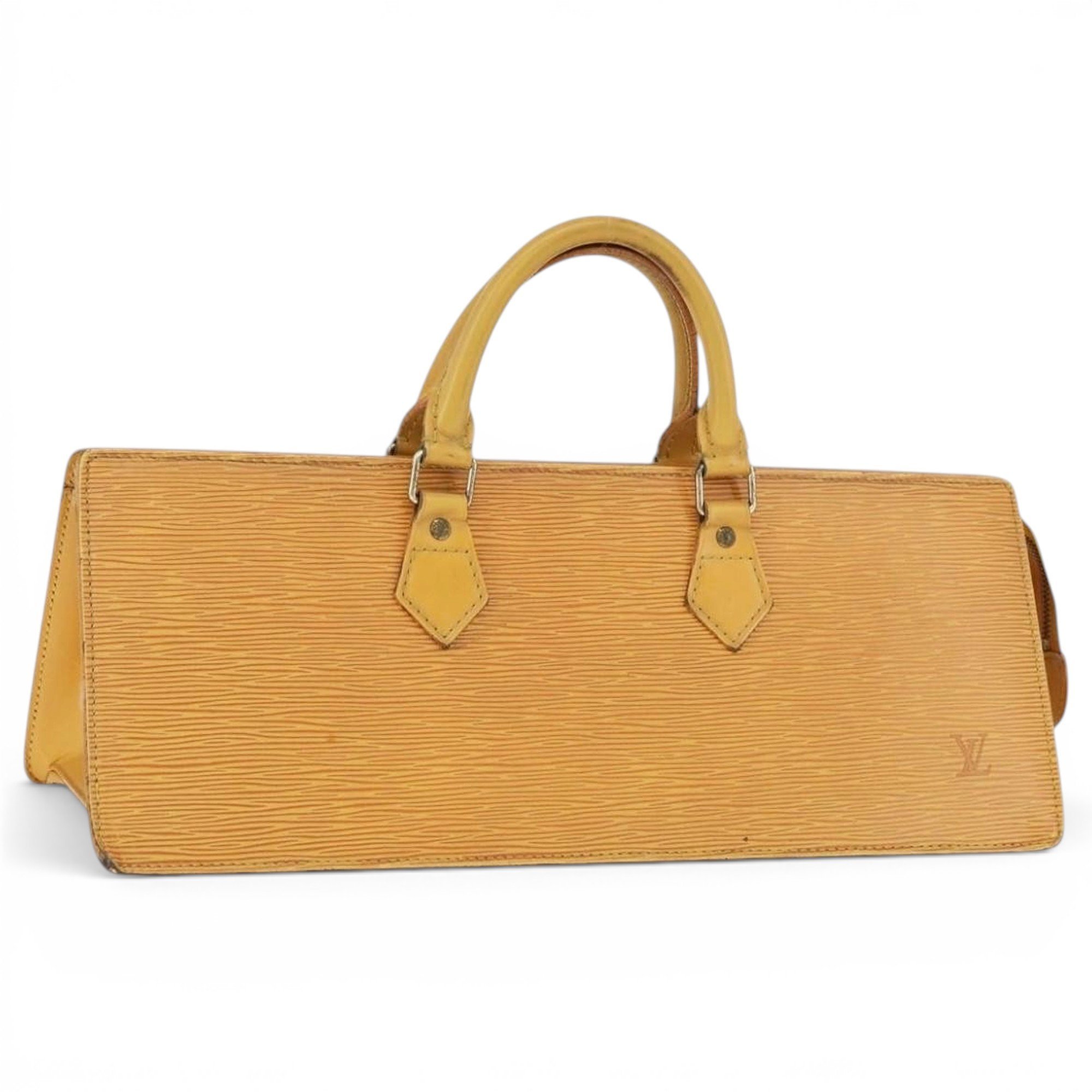 Triangle leather handbag