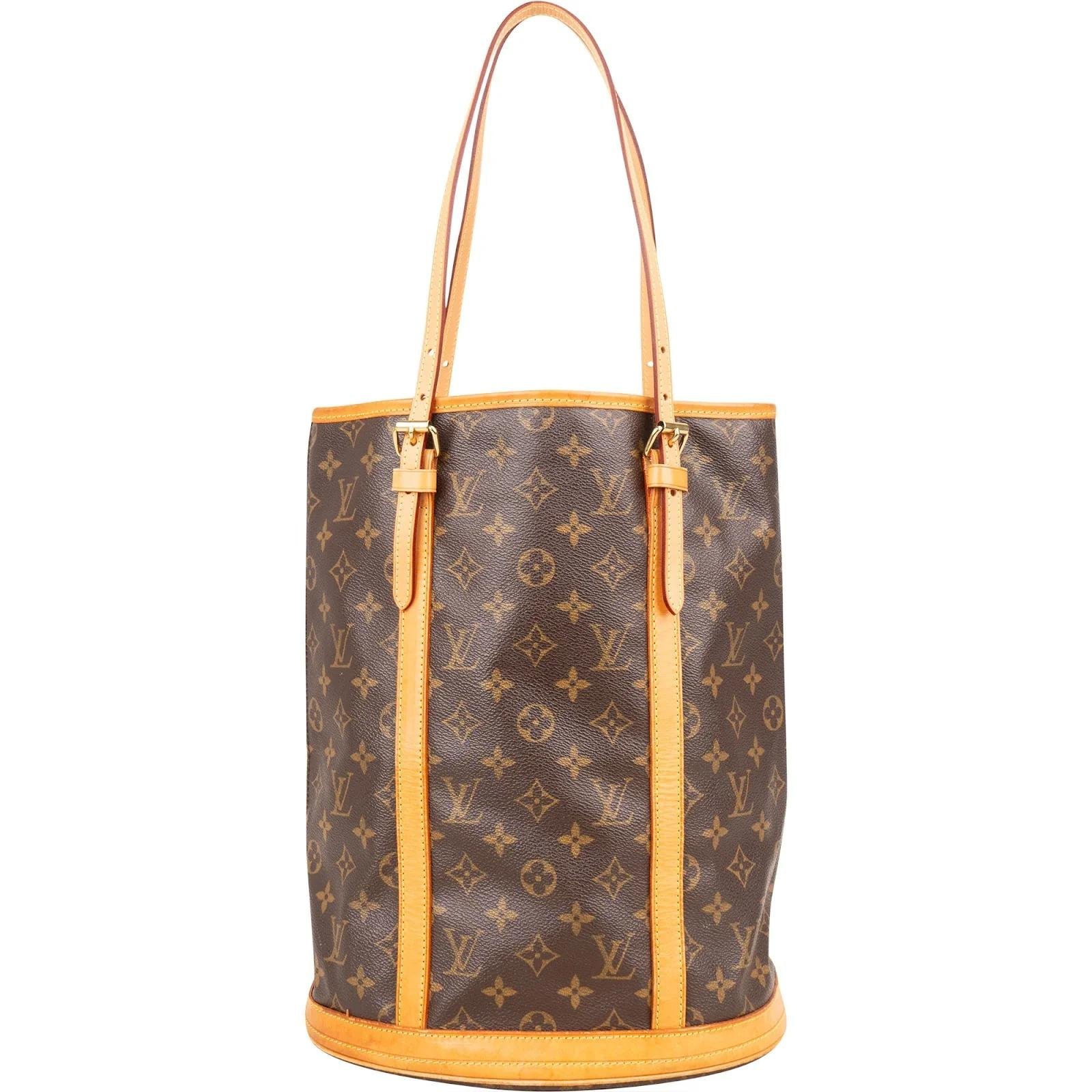 Bucket leather handbag