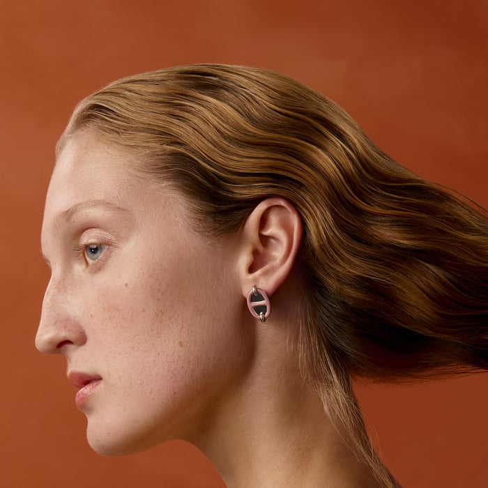Rose Beauté Mini Maillon Earrings