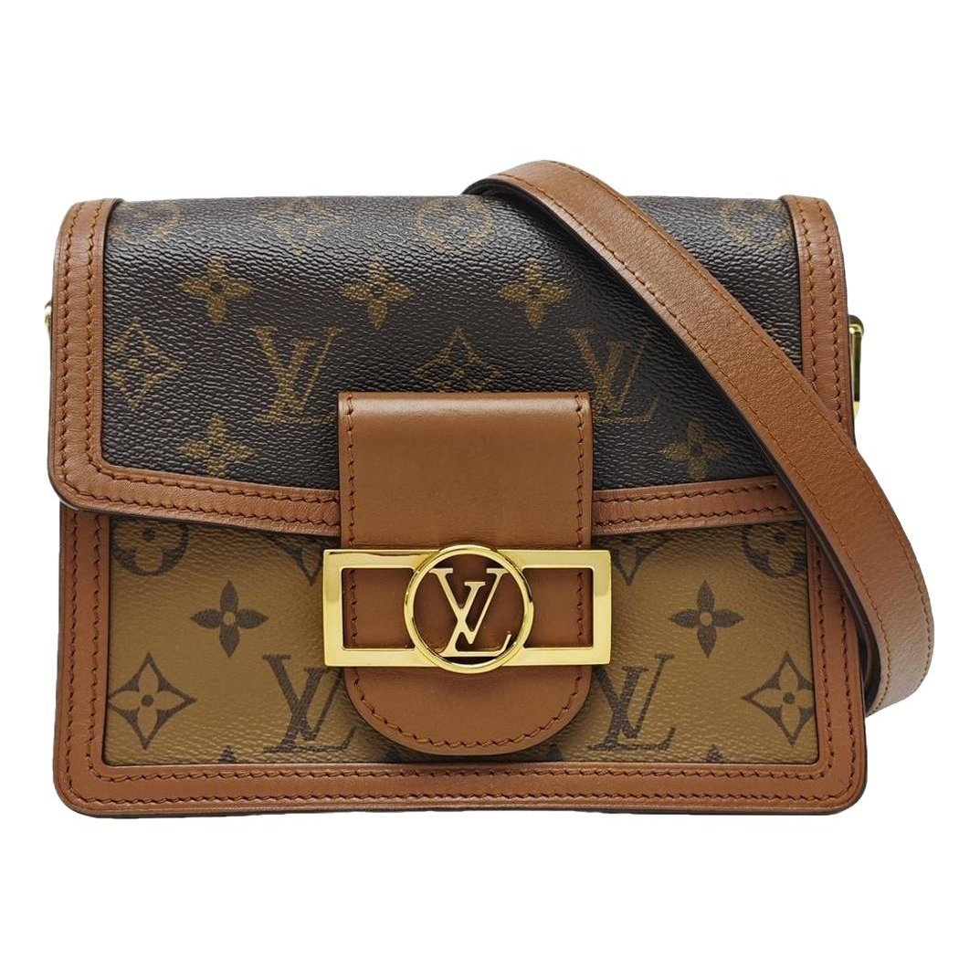 Dauphine leather handbag