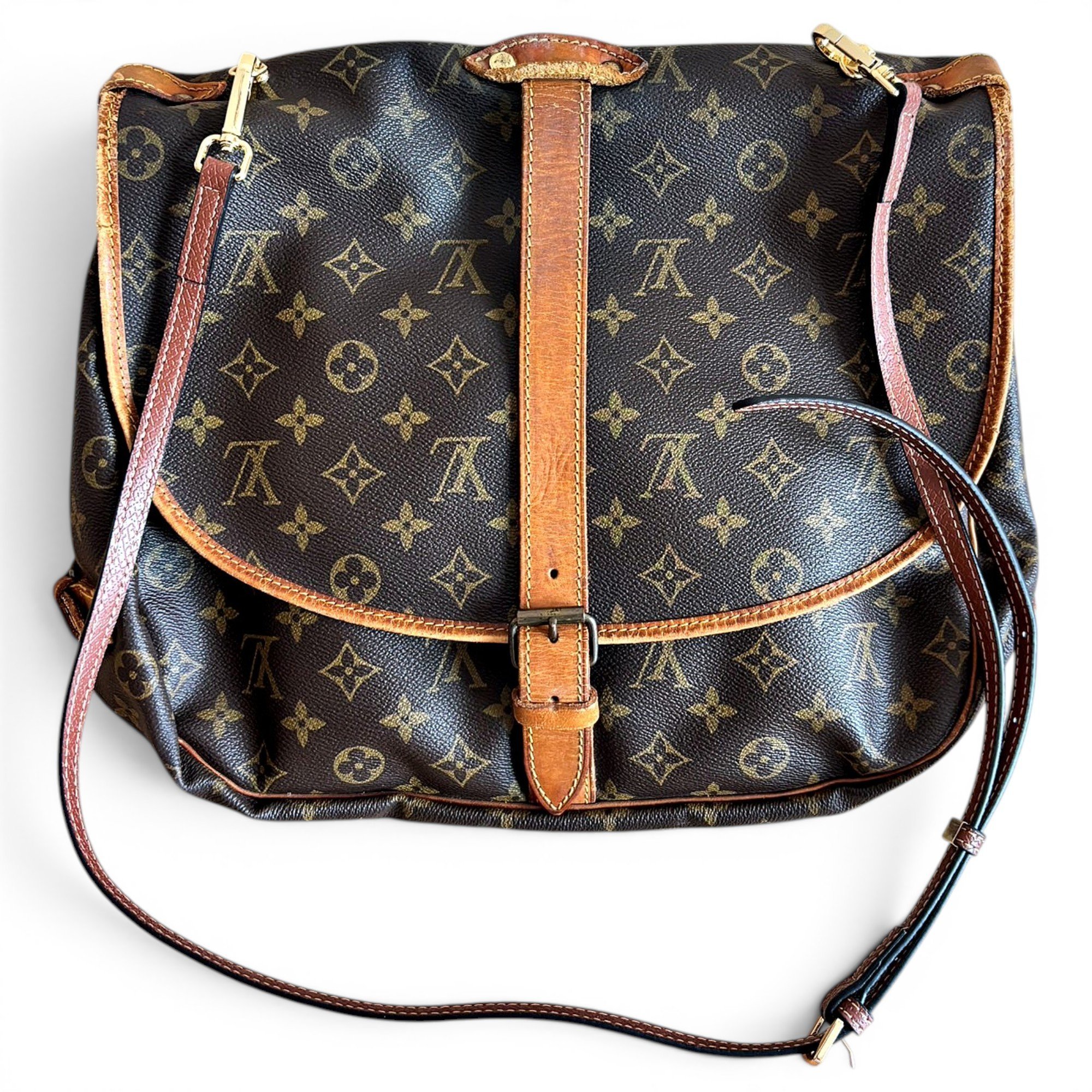 Saumur leather crossbody bag