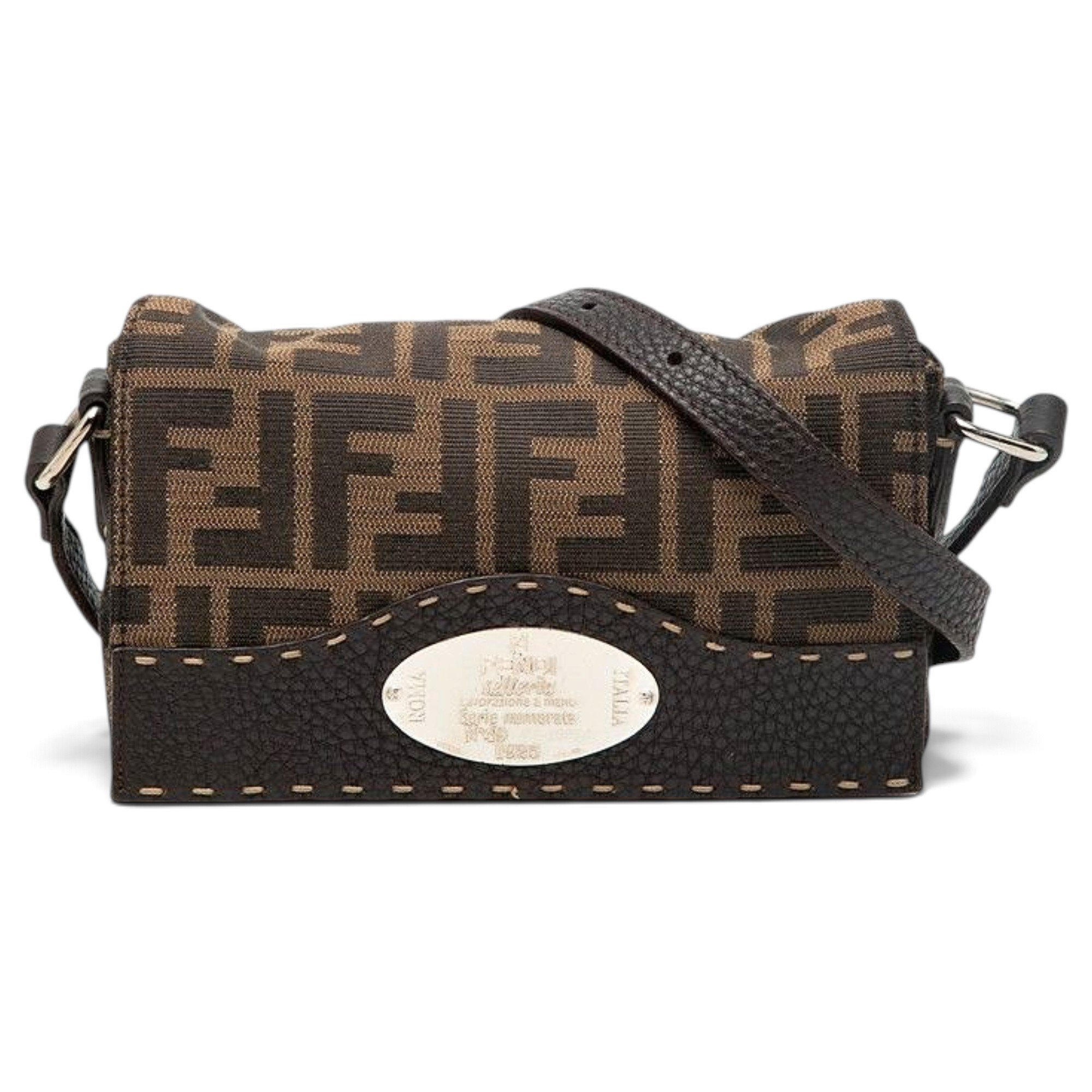 Pocket leather handbag