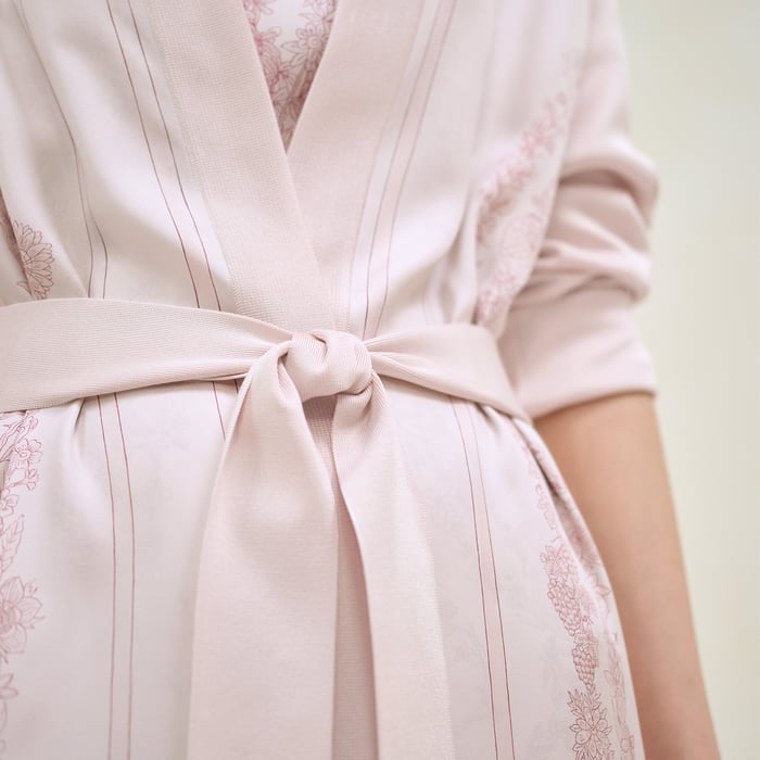 Rose Pâle "Brides De Gala En Fleurs" Long-sleeve Twillaine Cardigan