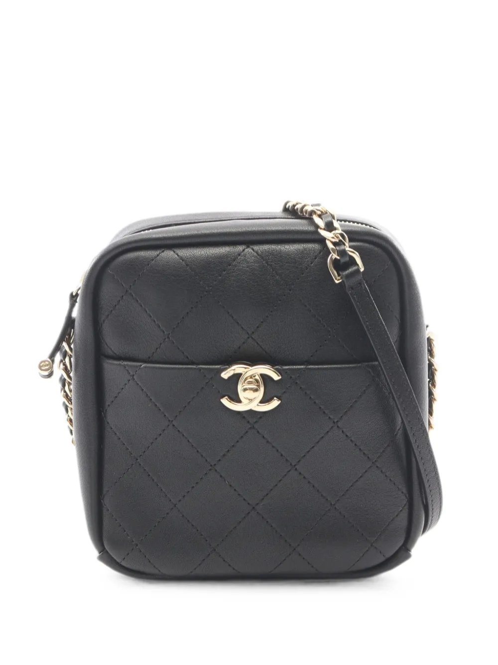 2018-2019 matelassé cross body bag