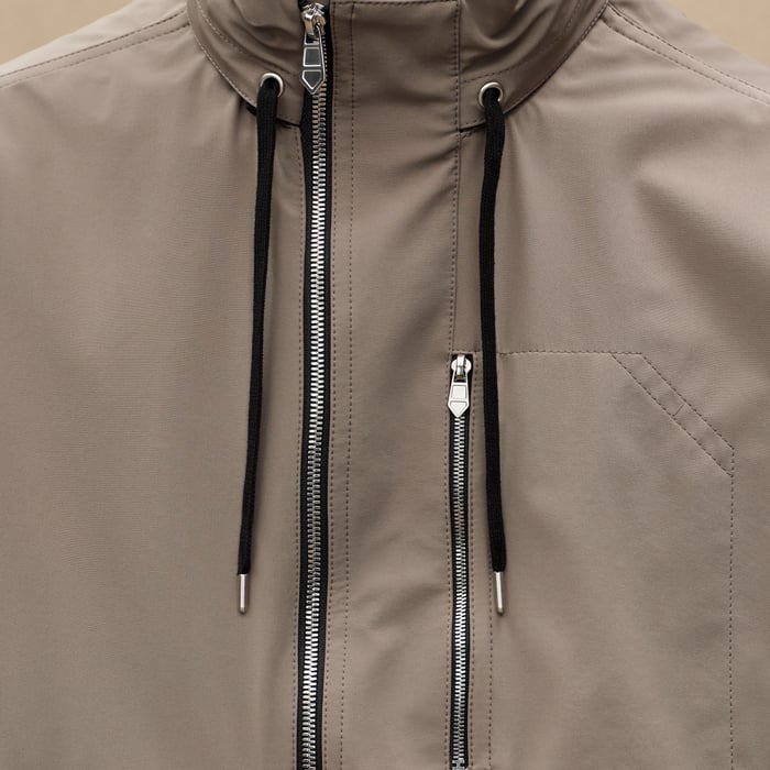 Tourbe Jacket With Foldable Hood