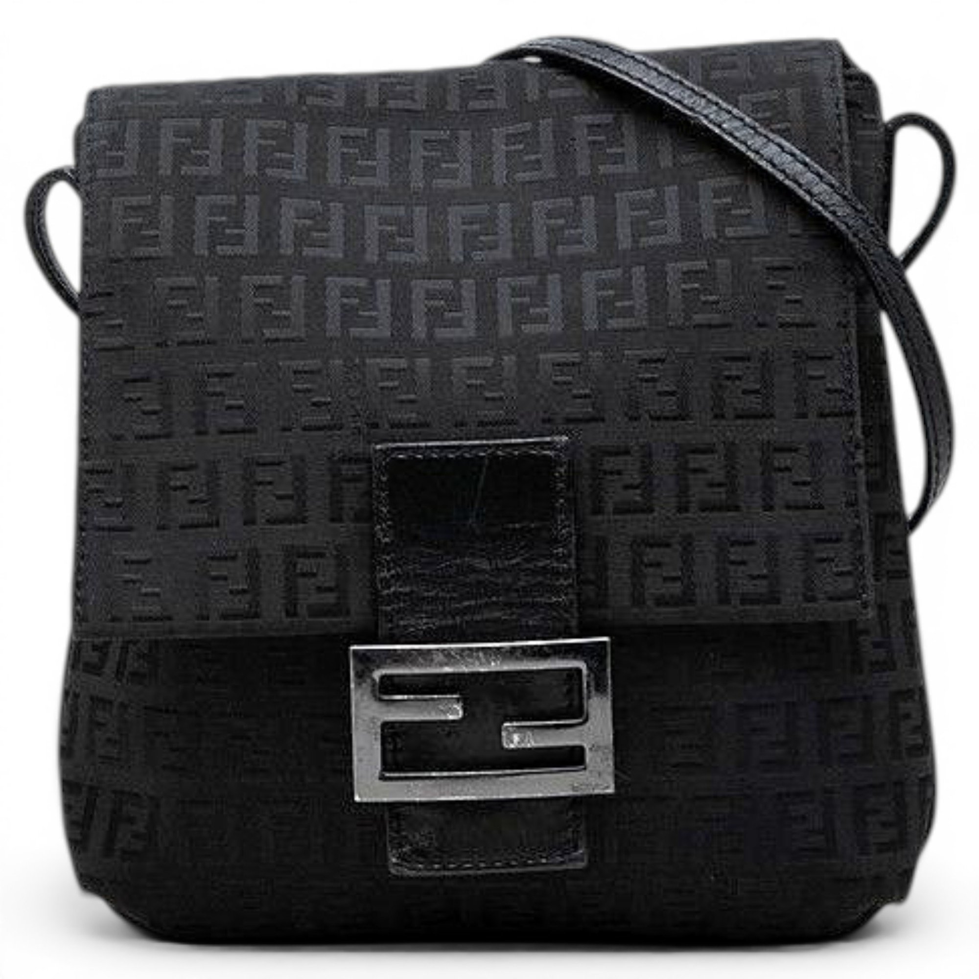 Pocket leather handbag