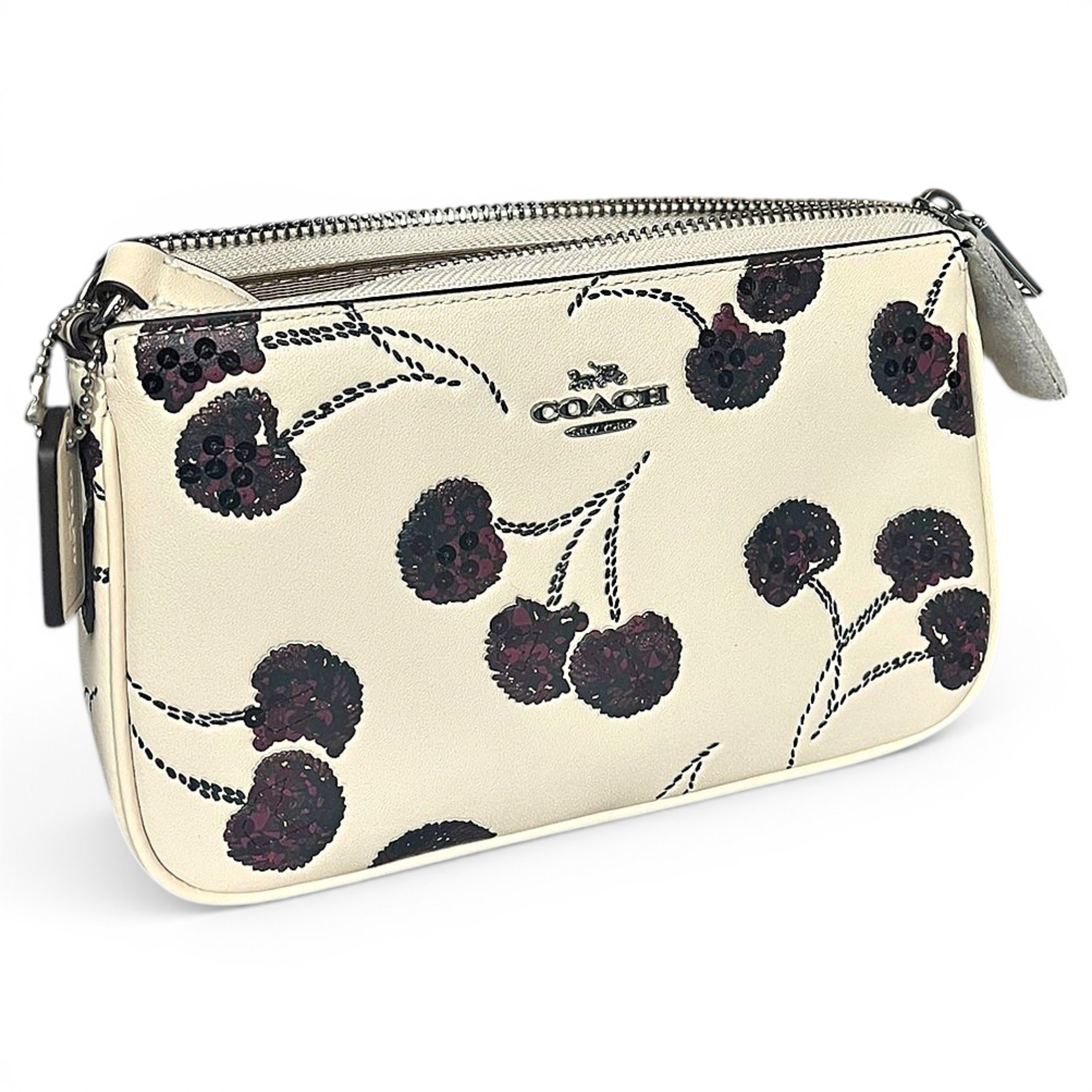 Wristlet nolita 19 leather handbag