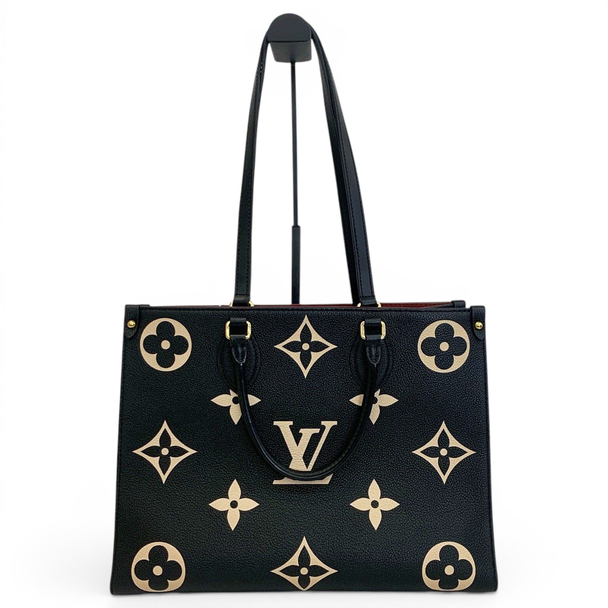 Onthego leather handbag