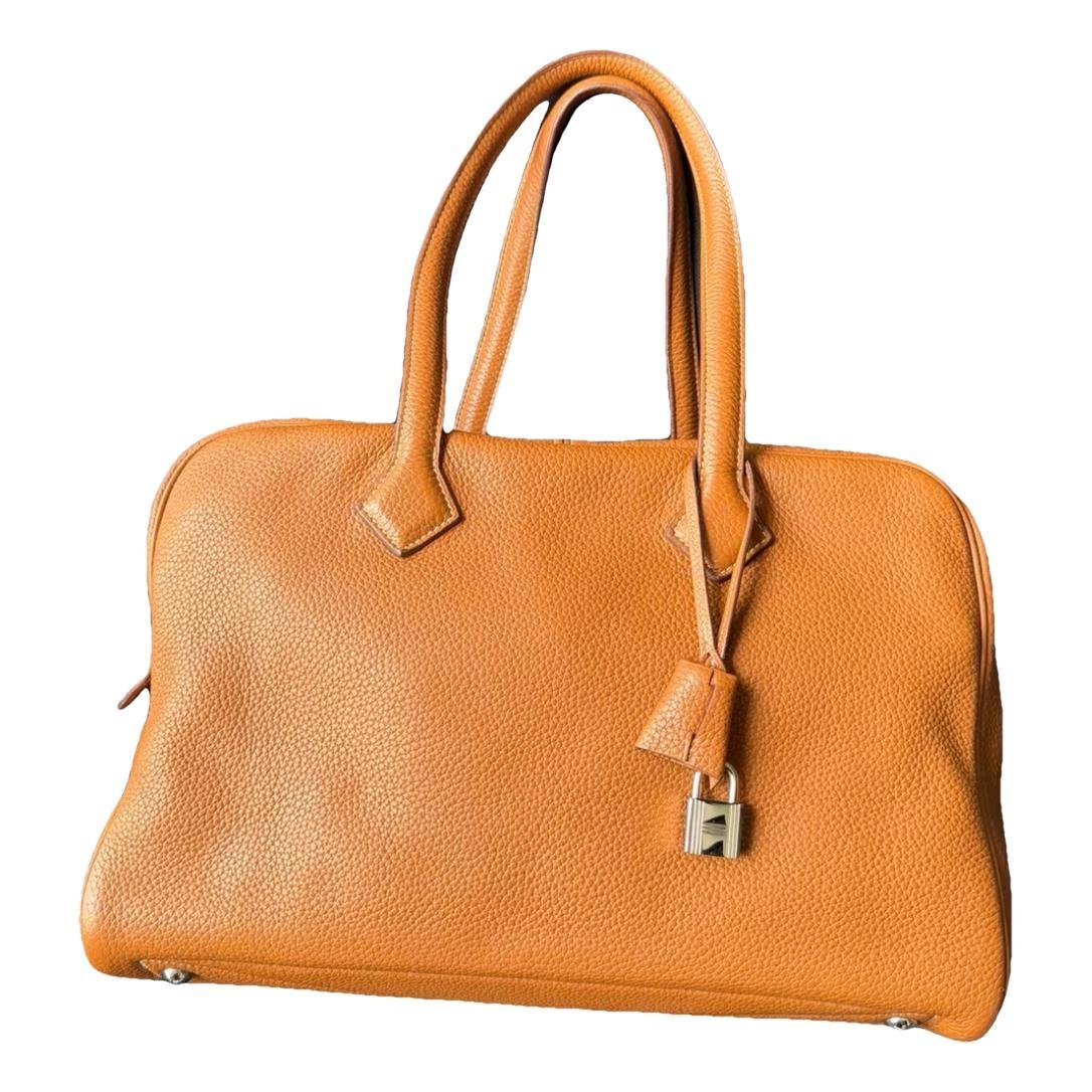 Victoria leather handbag