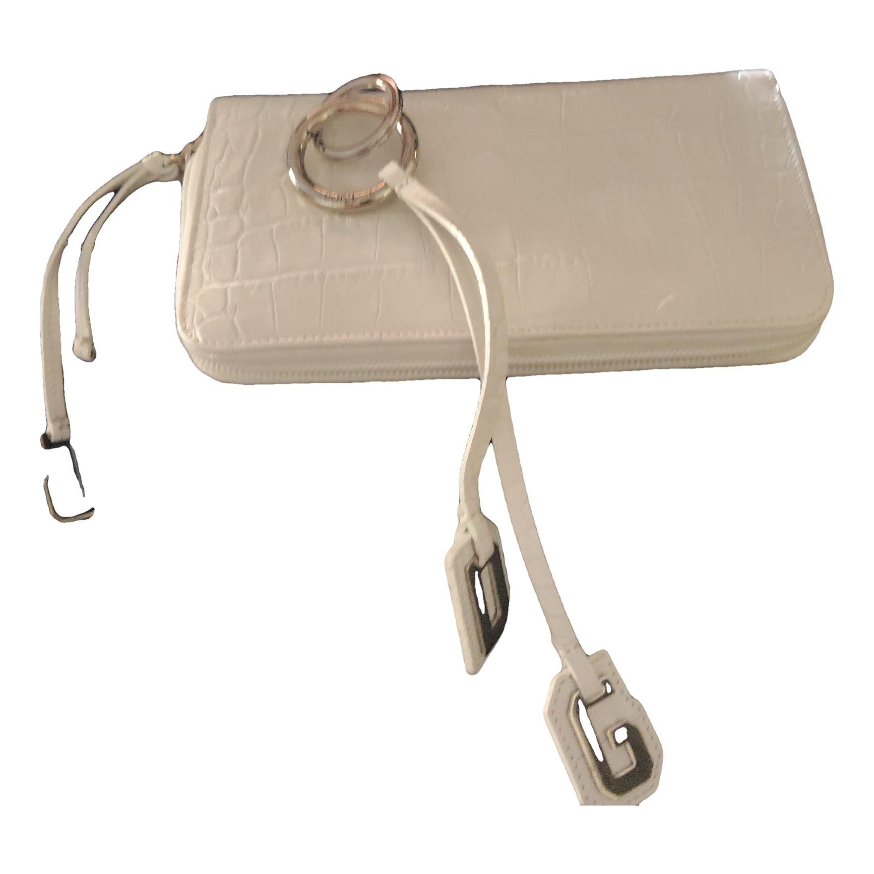Leather clutch bag