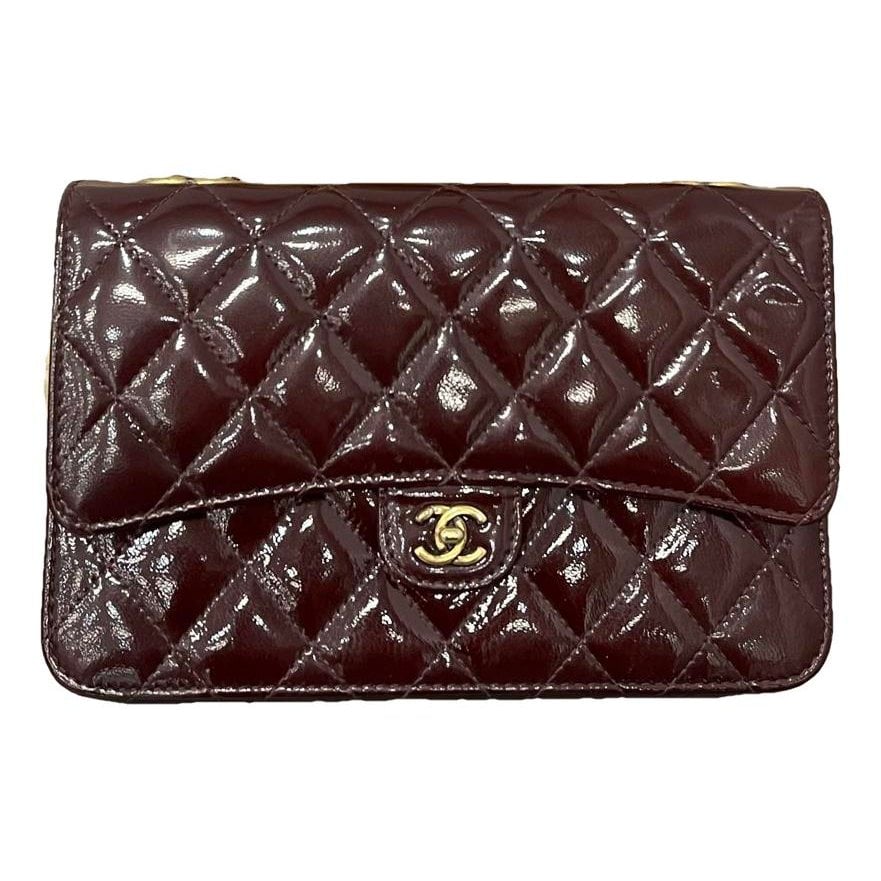 Wallet On Chain Timeless/Classique leather crossbody bag