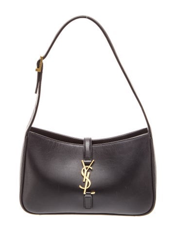 Leather Le 5 à 7