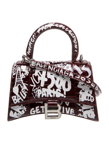Embossed Leather Hourglass XS