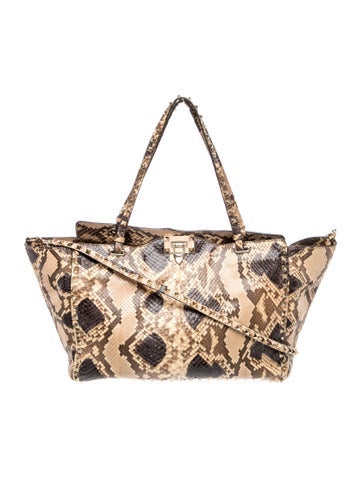 Rockstud Shoulder Bag