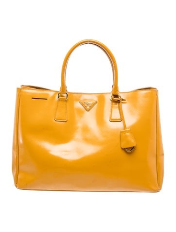 Saffiano Vernice Leather Top Handle Bag