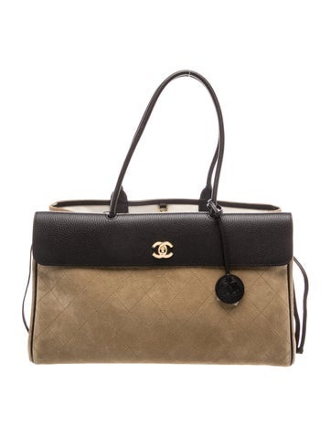 2026 Urban Essentials Shopping Tote