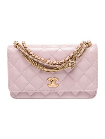 2024 CC Quilted Wallet On Chain