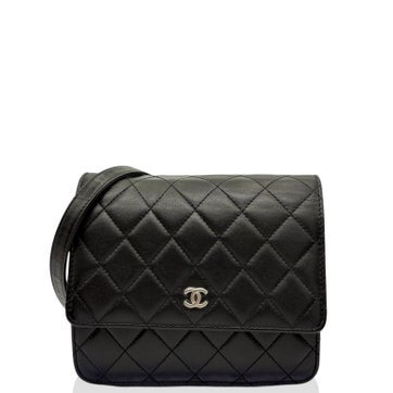 Lambskin Wallet On Chain