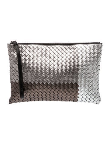 Intrecciato Clutch