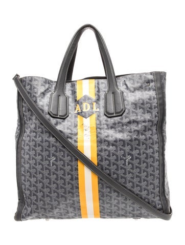 Monogram Voltaire
