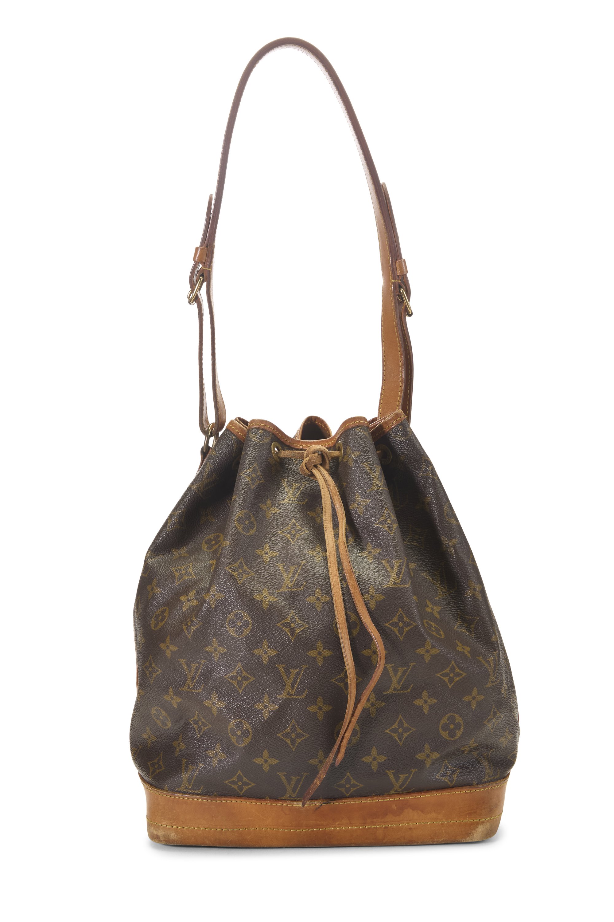 Monogram Canvas Noé