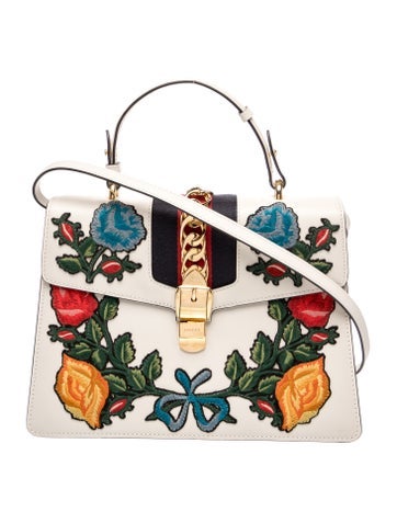 Flora Sylvie Medium