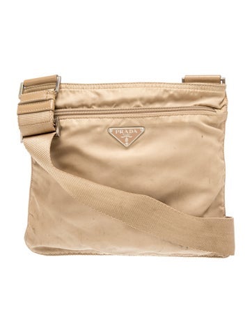 Vela Nylon Messenger Bag Vintage