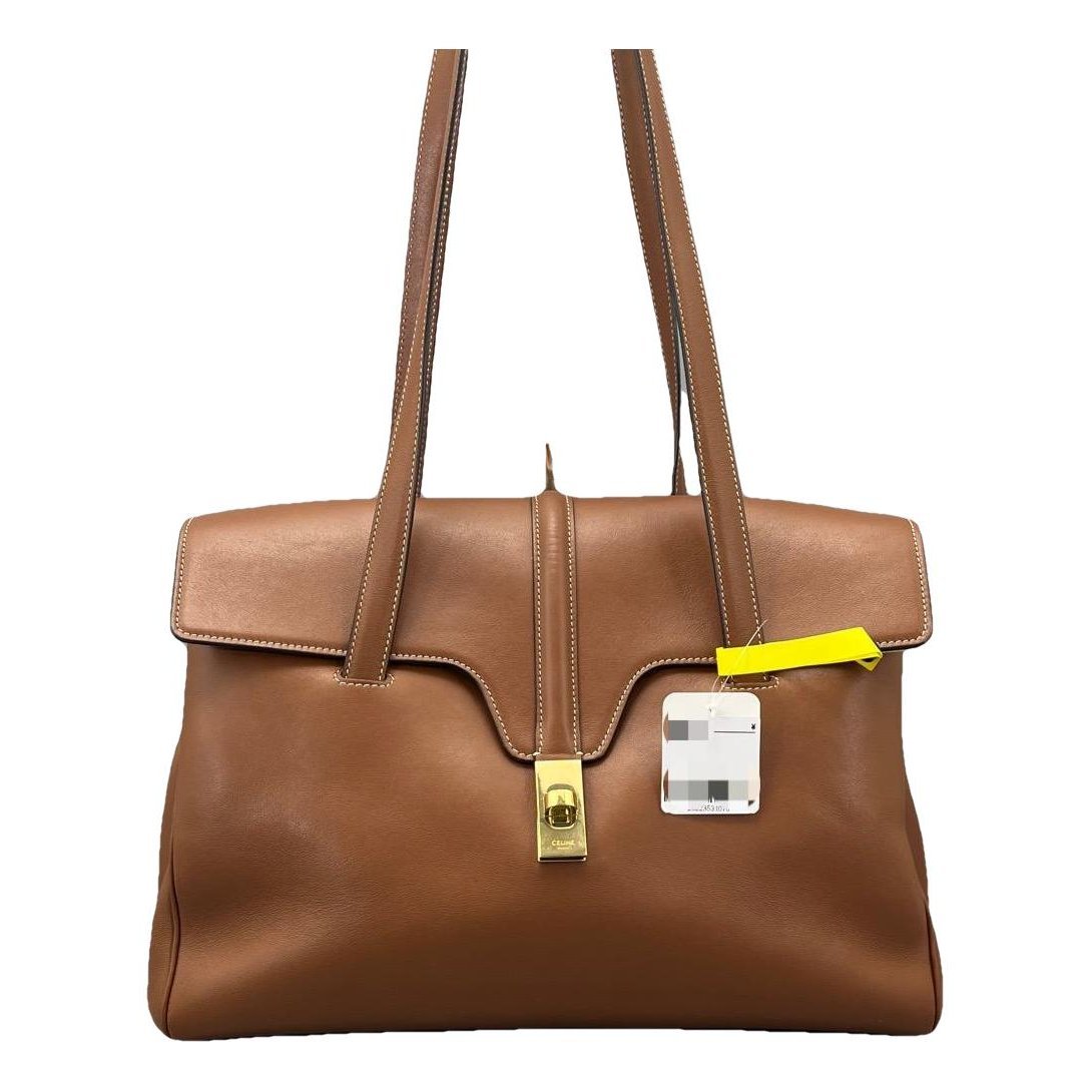 Sac 16 leather handbag