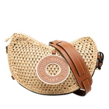 Raffia By the Pool Croissant