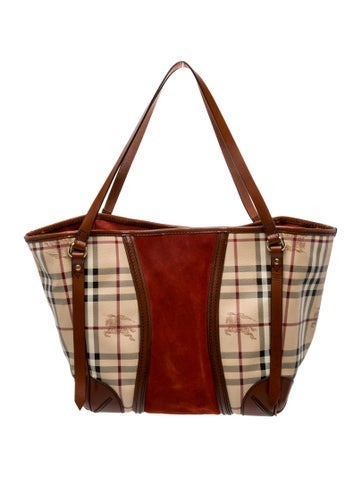 Burberry House Check Shoulder Bag