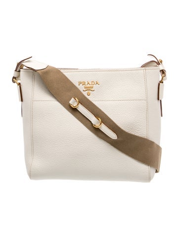 Vitello Daino Leather Messenger Bag