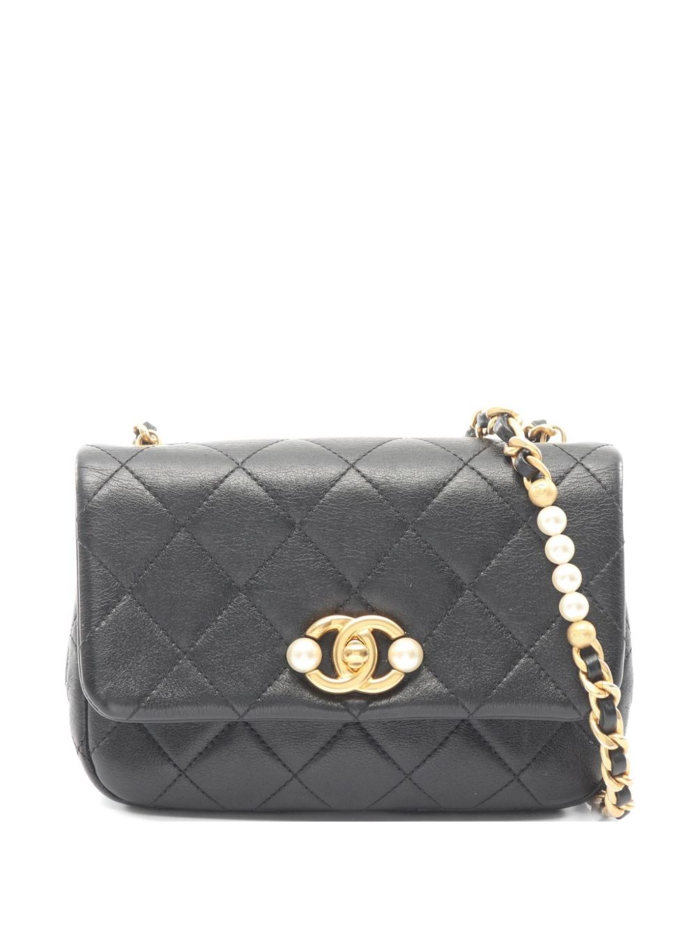 2021s small matelassé flap-closure shoulder bag