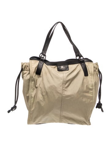 Nova Check Bucket Bag