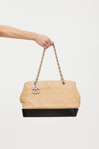 2010 Quilted VIP Contrast Tote Bag