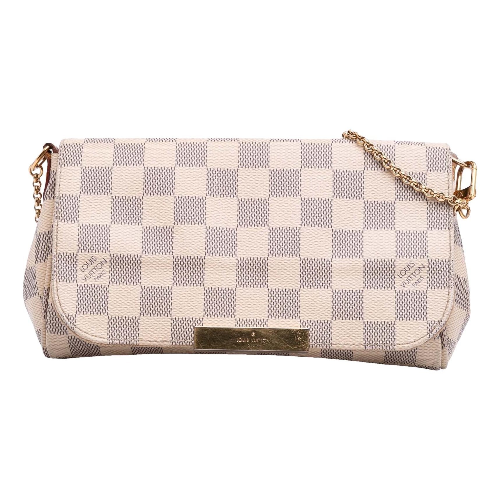 Favorite cloth handbag