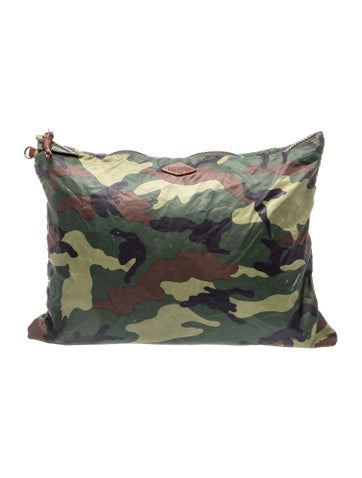 Nylon Clutch