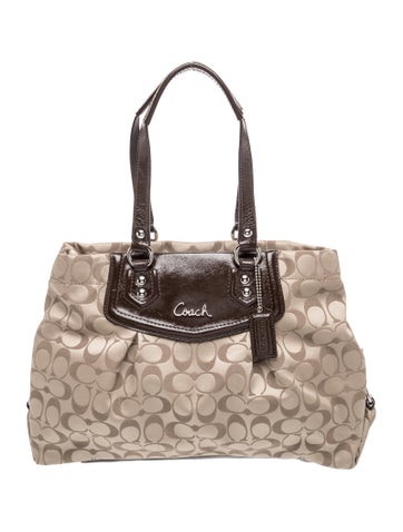 Coach Shoulder Bag