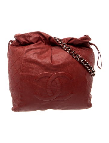 31 DrawstringTote