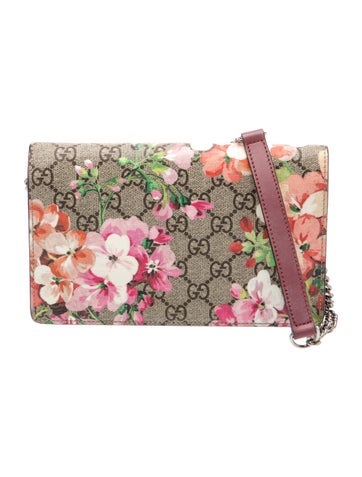 GG Supreme Shoulder Bag