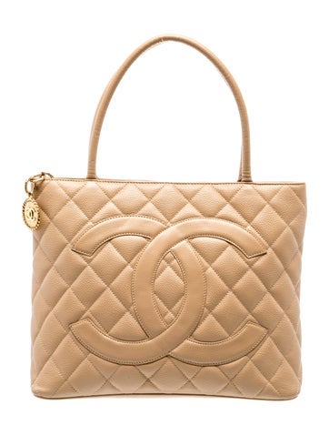 Medallion Tote