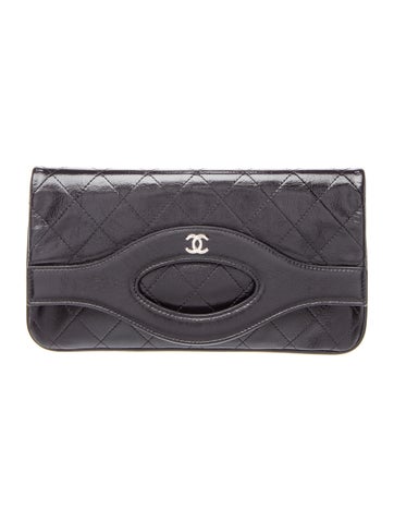 Quilted 31 Clutch