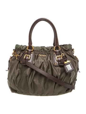 Signature Tote