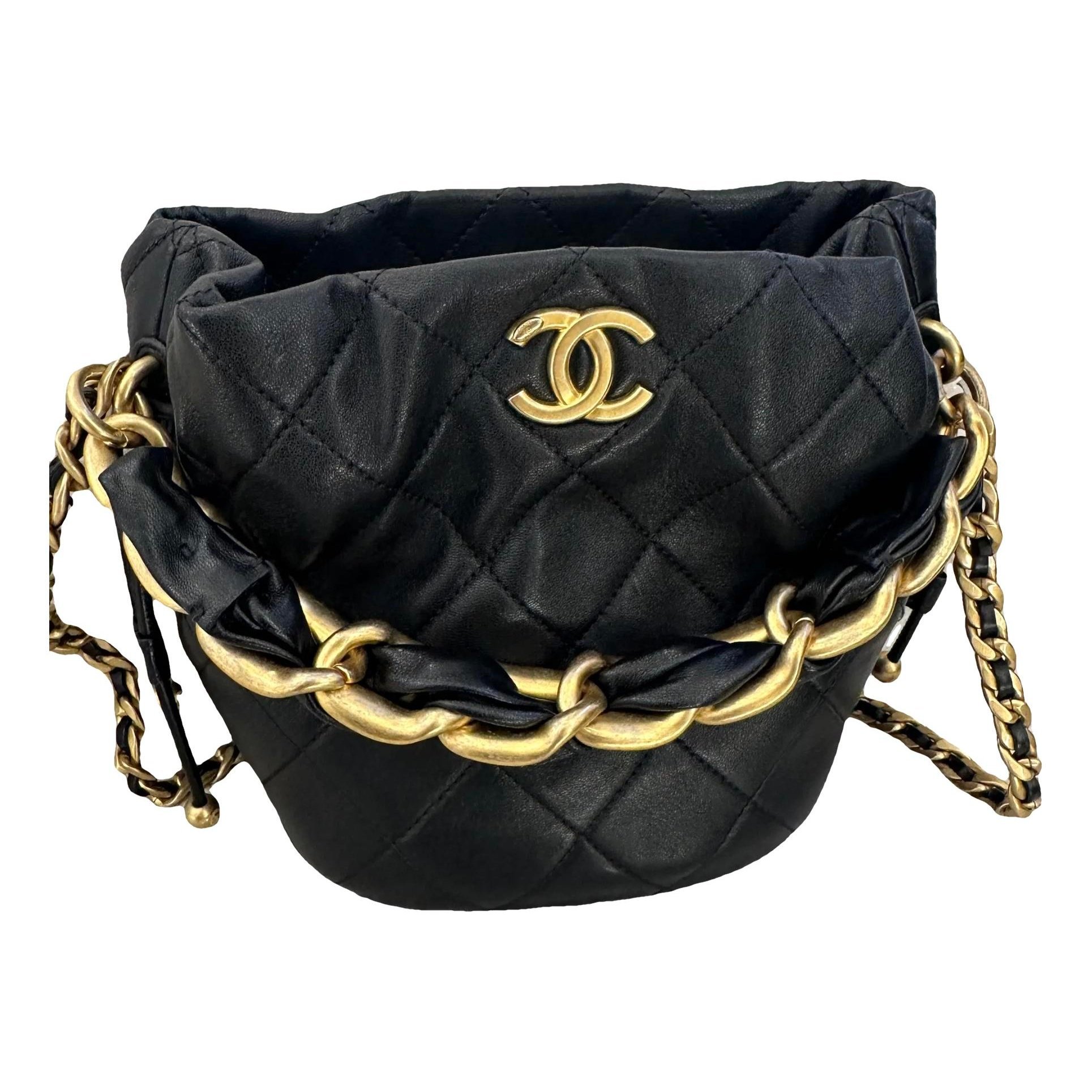 Gabrielle Bucket leather crossbody bag