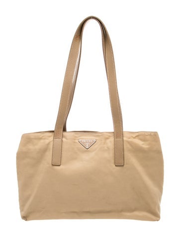 Vela Nylon Tote