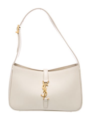 Leather Le 5 à 7 2023