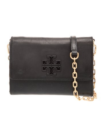 Signature Shoulder Bag