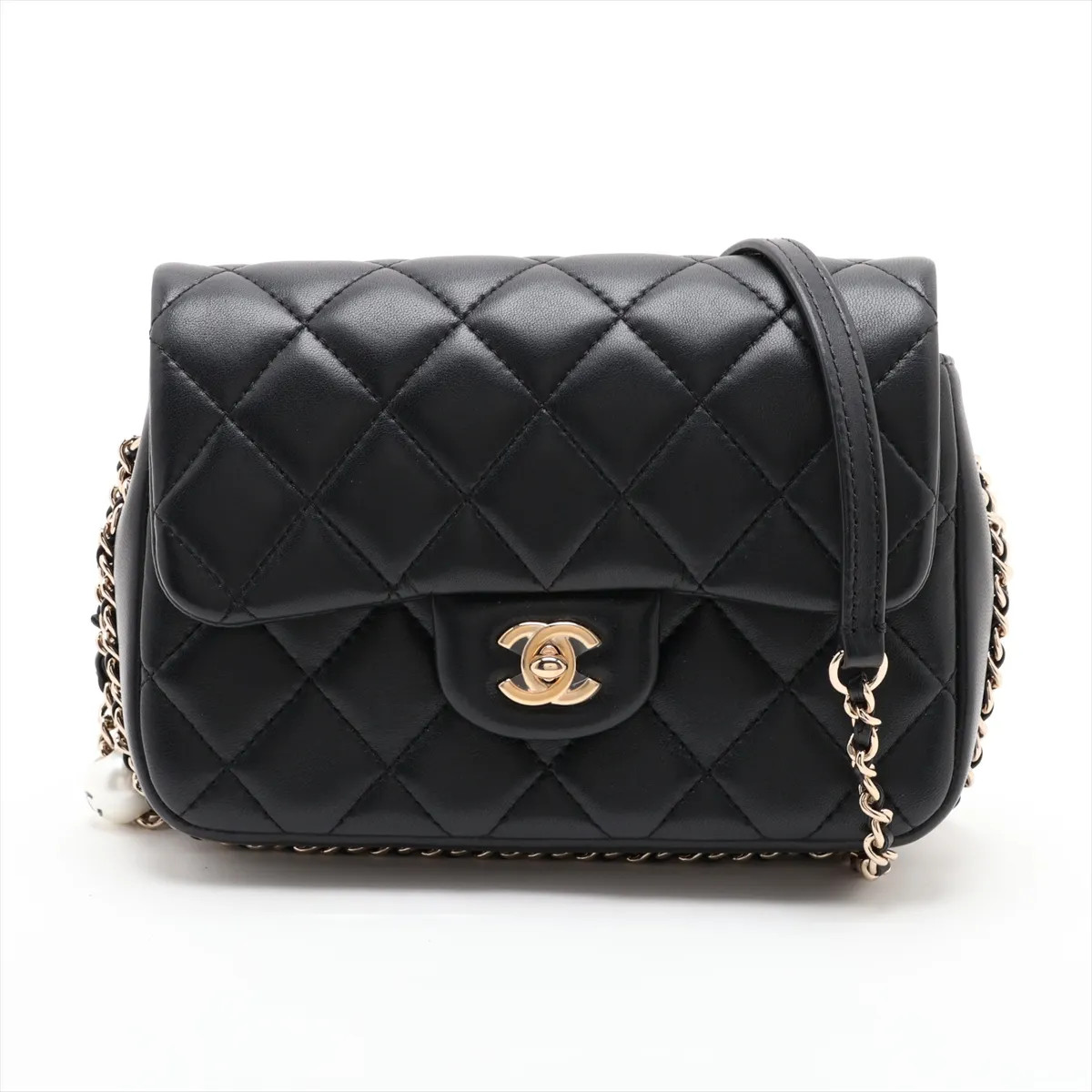 Chanel Matelasse Lambskin Chain Shoulder Bag Pearl Black Gold Metal Fittings 29t